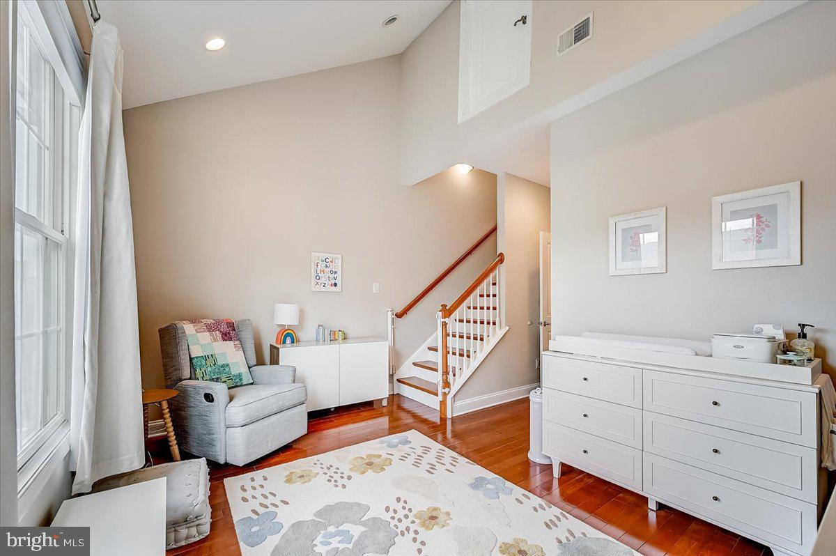 2108 Carpenter Street Philadelphia, PA 19146 - Photo 26 of 38 3rd Floor (Roof Deck Access)