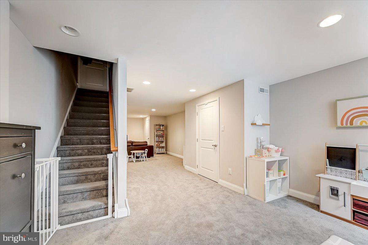 2108 Carpenter Street Philadelphia, PA 19146 - Photo 27 of 38 Finished basement