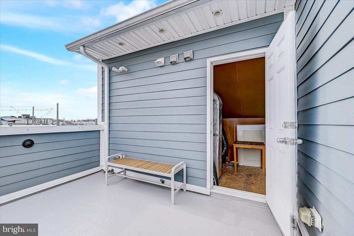 2108 Carpenter Street Philadelphia, PA 19146 - Photo 34 of 38 Roof Deck (Insulated Pilot House - HVAC + Storage)