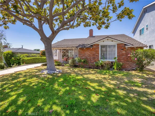 $1,499,994 | 521 Bethany Road, Burbank, CA 91504