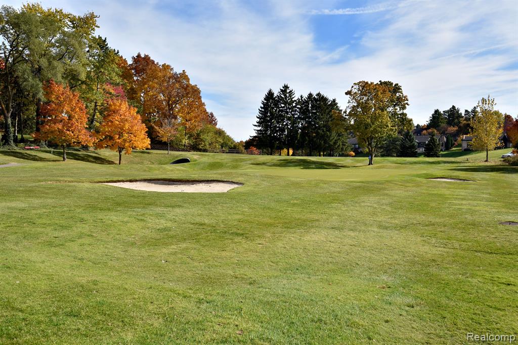 1875 Wingate Road Bloomfield Hills, MI 48302 - Photo 45 of 47