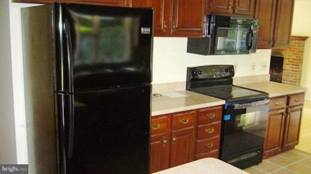 1688 Keyes Ferry Road Charles Town, WV 25414 - Photo 9 of 18 Interior (General)