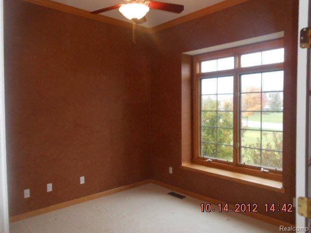430 Golfview Way Monroe, MI 48162 - Photo 6 of 15 430 golfview Way Den.JPG