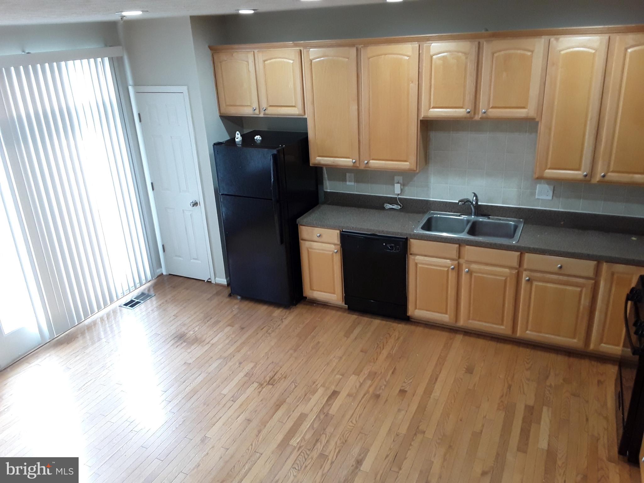 893 Middle River Road Baltimore, MD 21220 - Photo 2 of 23