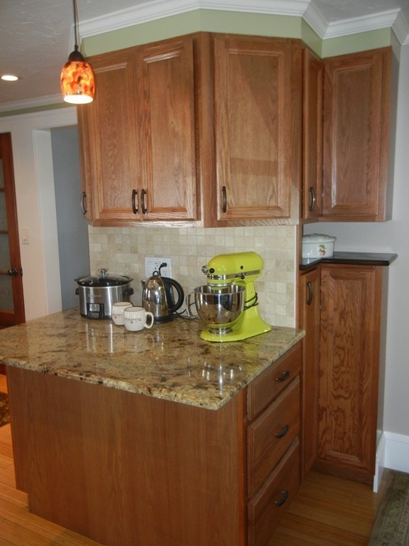 400 El Paso Street Springfield, MA 01104 - Photo 11 of 30