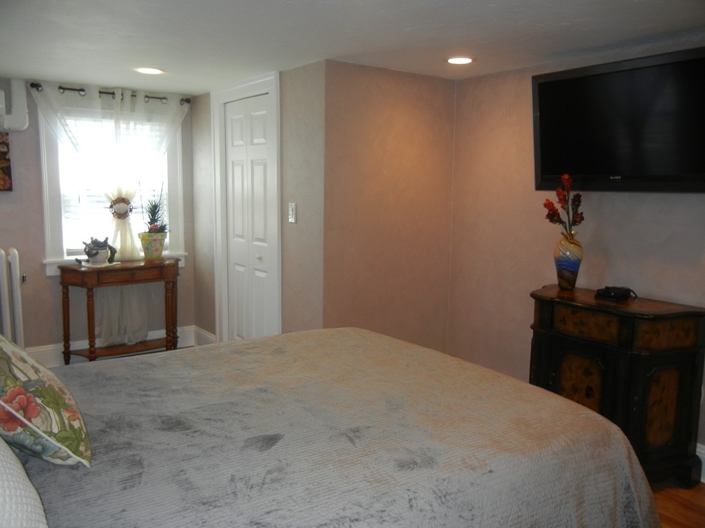 400 El Paso Street Springfield, MA 01104 - Photo 15 of 30