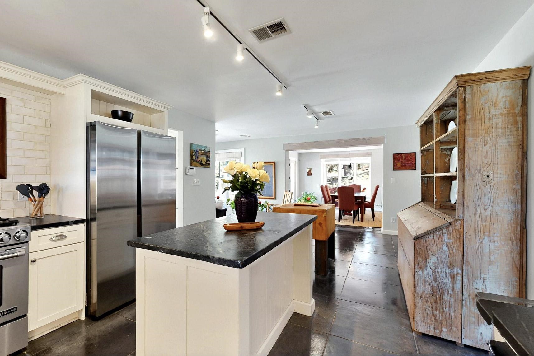 15 Toltec Road Santa Fe, NM 87505 - Photo 10 of 72 Into the main house kitchen...