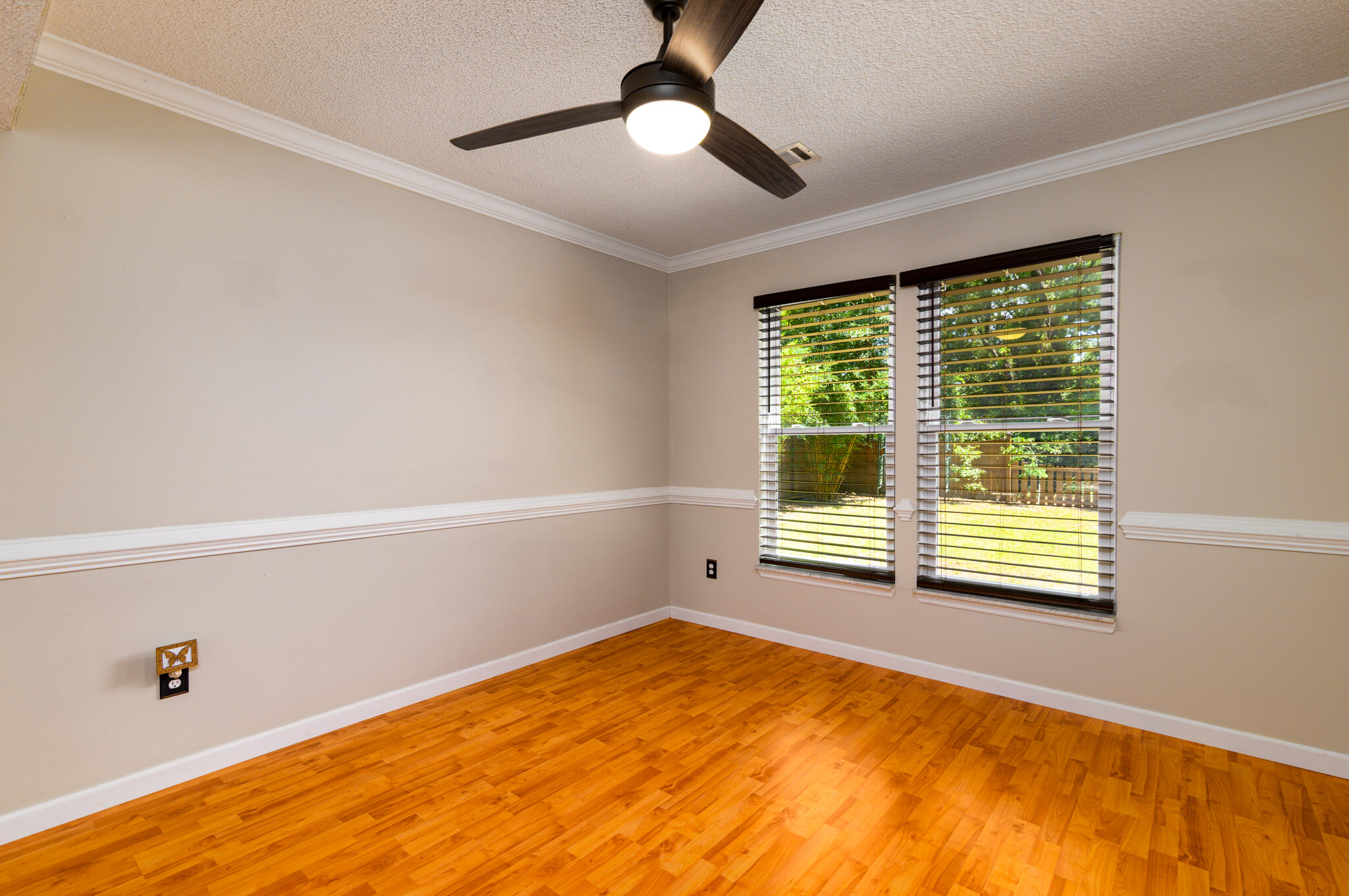 1406 Diamond Boulevard Mount Pleasant, SC 29466 - Photo 7 of 45 kitchen1