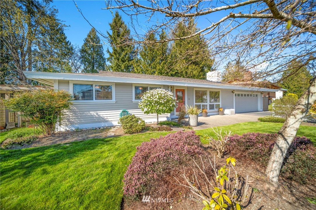 13610 Southeast 141st Street Renton, WA 98059 - Photo 3 of 19 Gallery Image 3