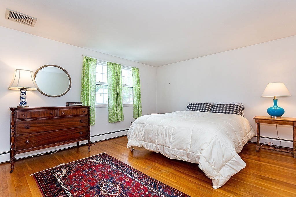 35 Grayson Road Winchester, MA 01890 - Photo 15 of 22 Gallery Image 15