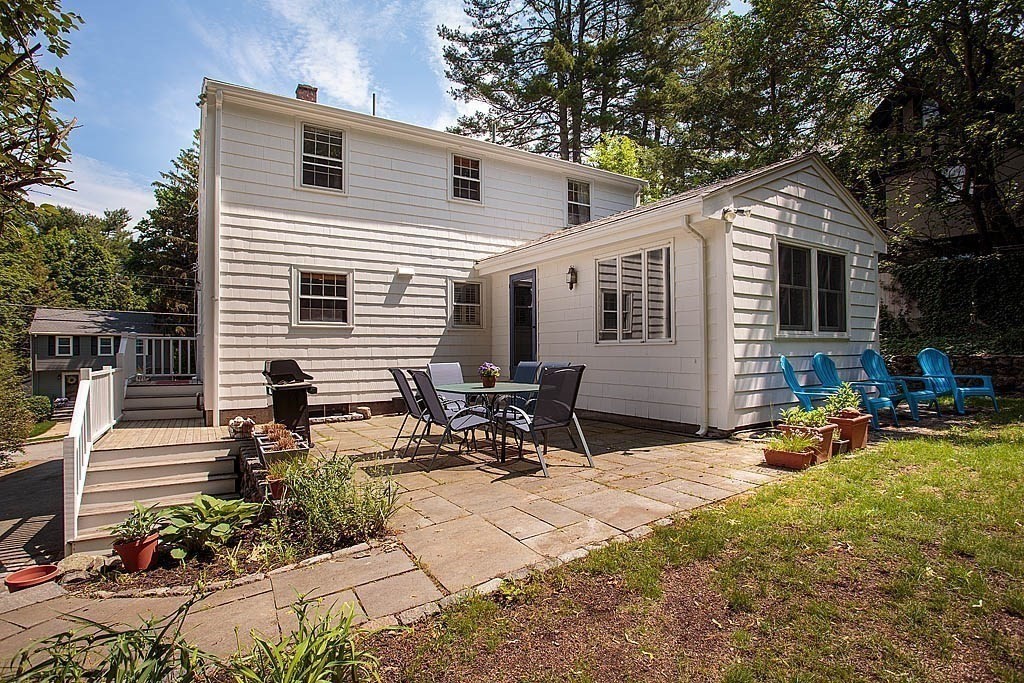 35 Grayson Road Winchester, MA 01890 - Photo 19 of 22 Gallery Image 19