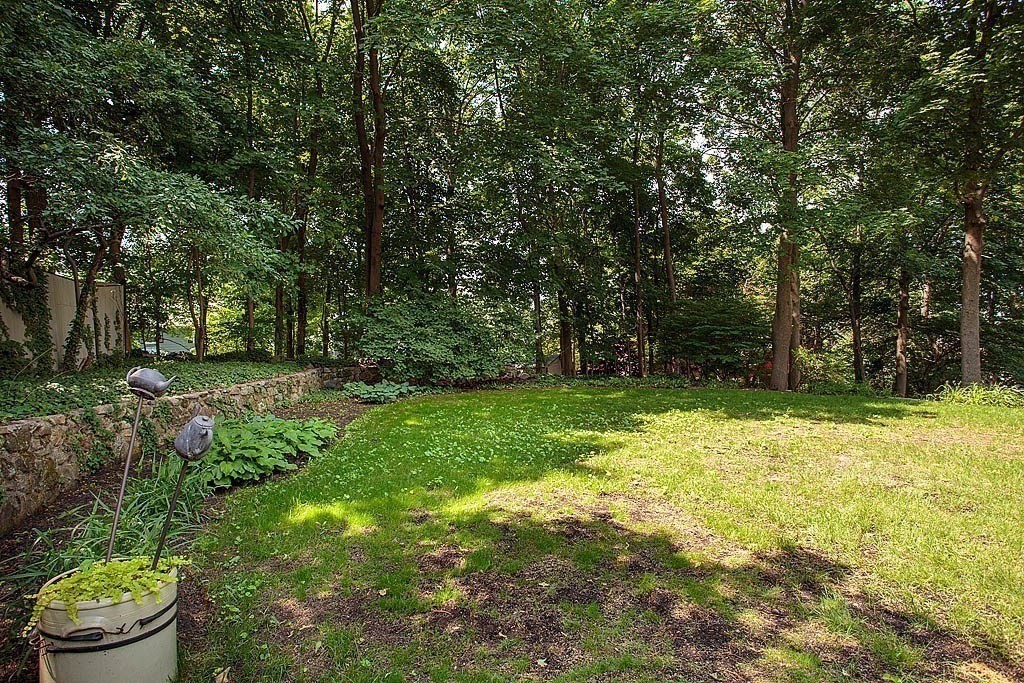 35 Grayson Road Winchester, MA 01890 - Photo 21 of 22 Gallery Image 21