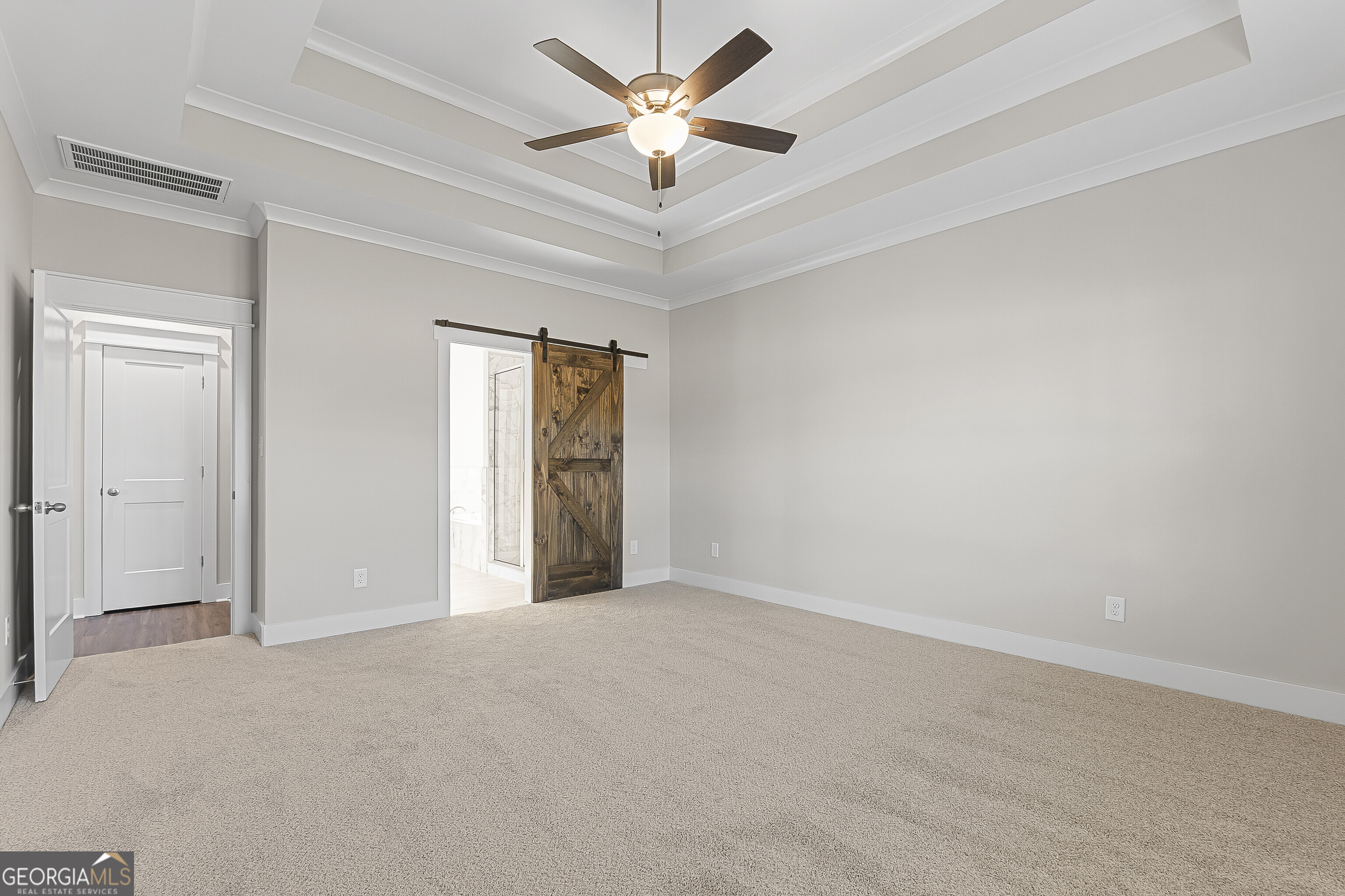 200 Emberwood Way Kathleen, GA 31047 - Photo 33 of 63 a view of an empty room and a ceiling fan
