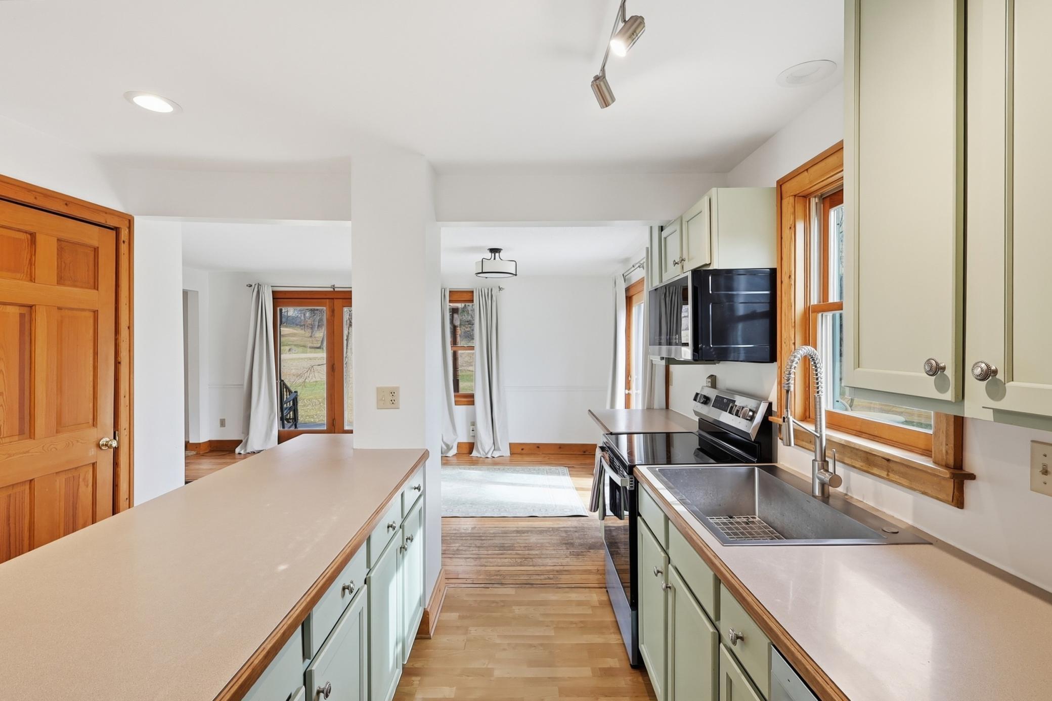 4665 West Branch Road Mound, MN 55364 - Photo 10 of 49