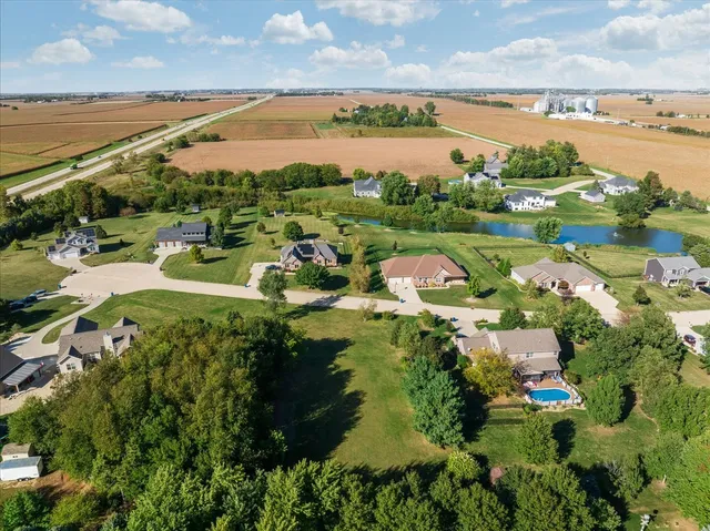 $78,500 | 14607 Knob Hill Drive, Heyworth, IL 61745