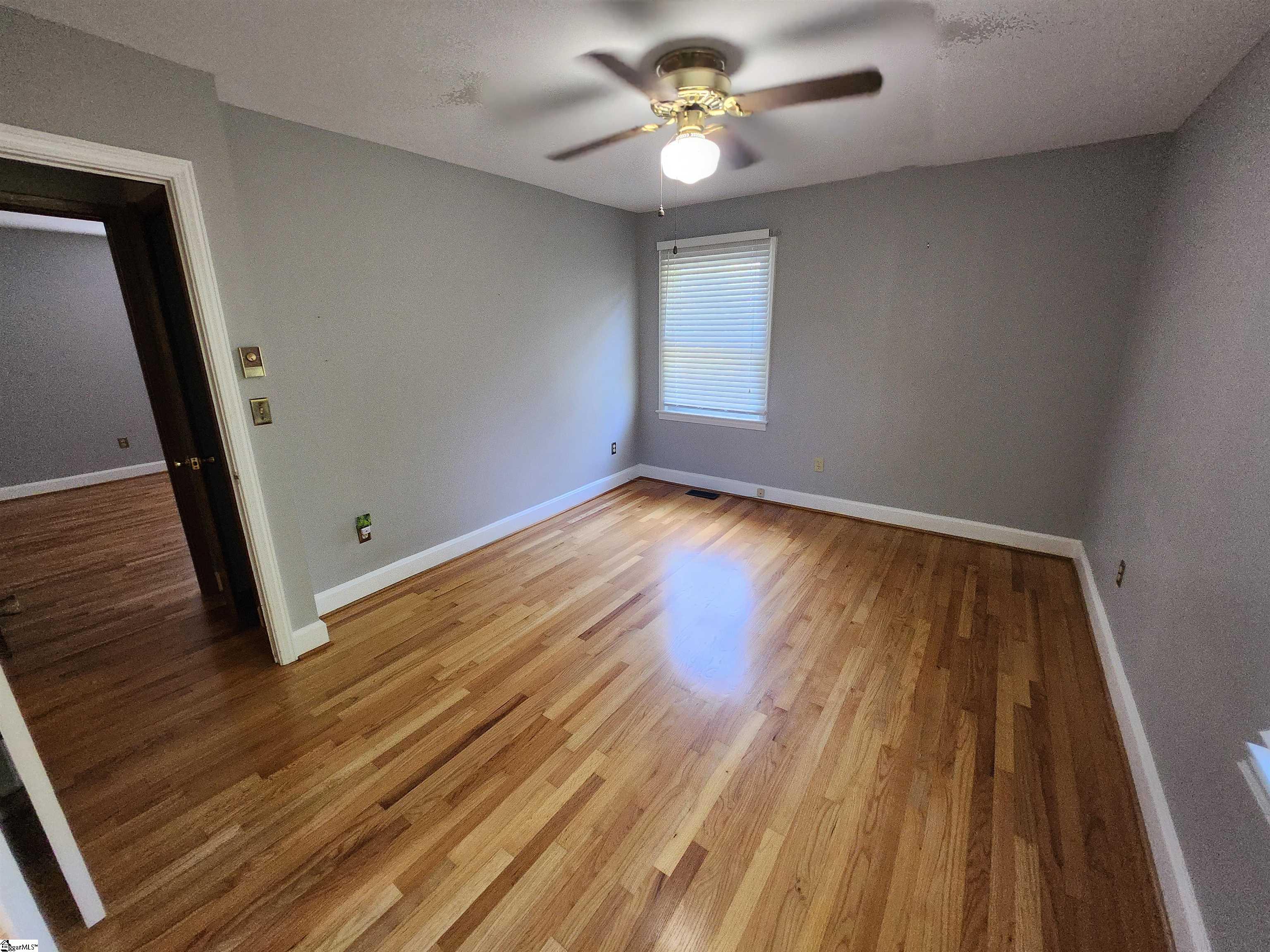 204 Ridge Drive Laurens, SC 29360 - Photo 9 of 11