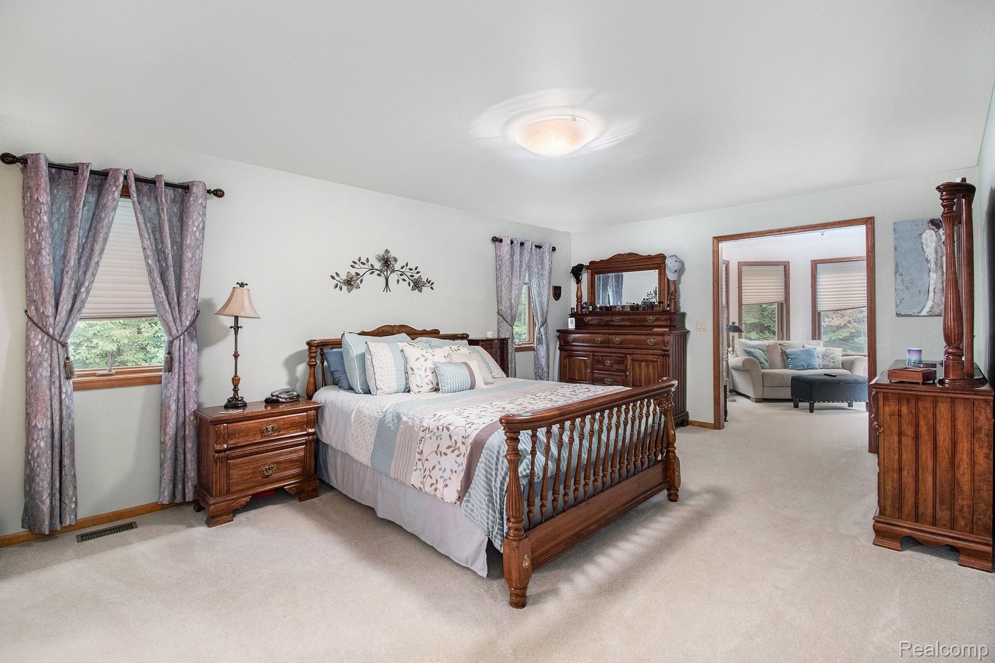 9813 McClements Road Brighton, MI 48114 - Photo 16 of 47 9813-McClements-_34.jpg