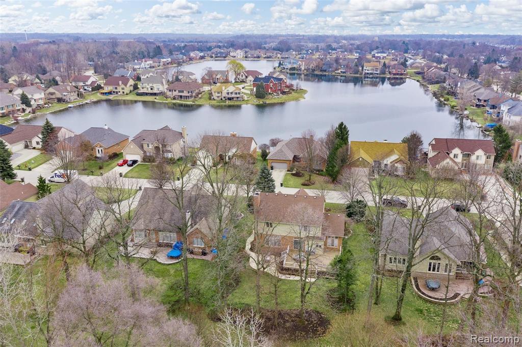 2192 Avon Lake Lane Rochester Hills, MI 48307 - Photo 6 of 51