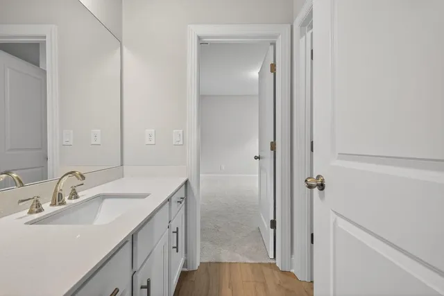 $565,695 | 5566 Spring Street, Flowery Branch, GA 30542