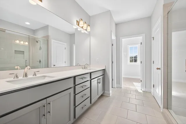 $565,695 | 5566 Spring Street, Flowery Branch, GA 30542