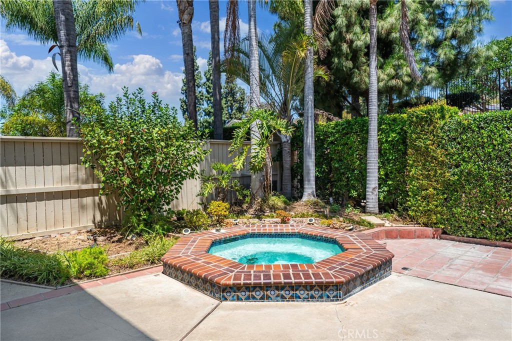 158 North Thistle Road Brea, CA 92821 - Photo 38 of 58 Private jacuzzi with no back neighbor