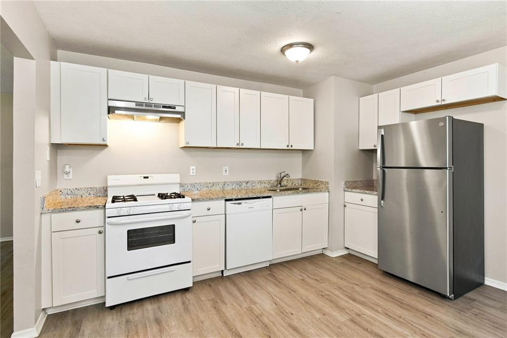 4174 Shiloh Ridge Trail Kennesaw, GA 30144 - Photo 2 of 16 Gallery Image 2
