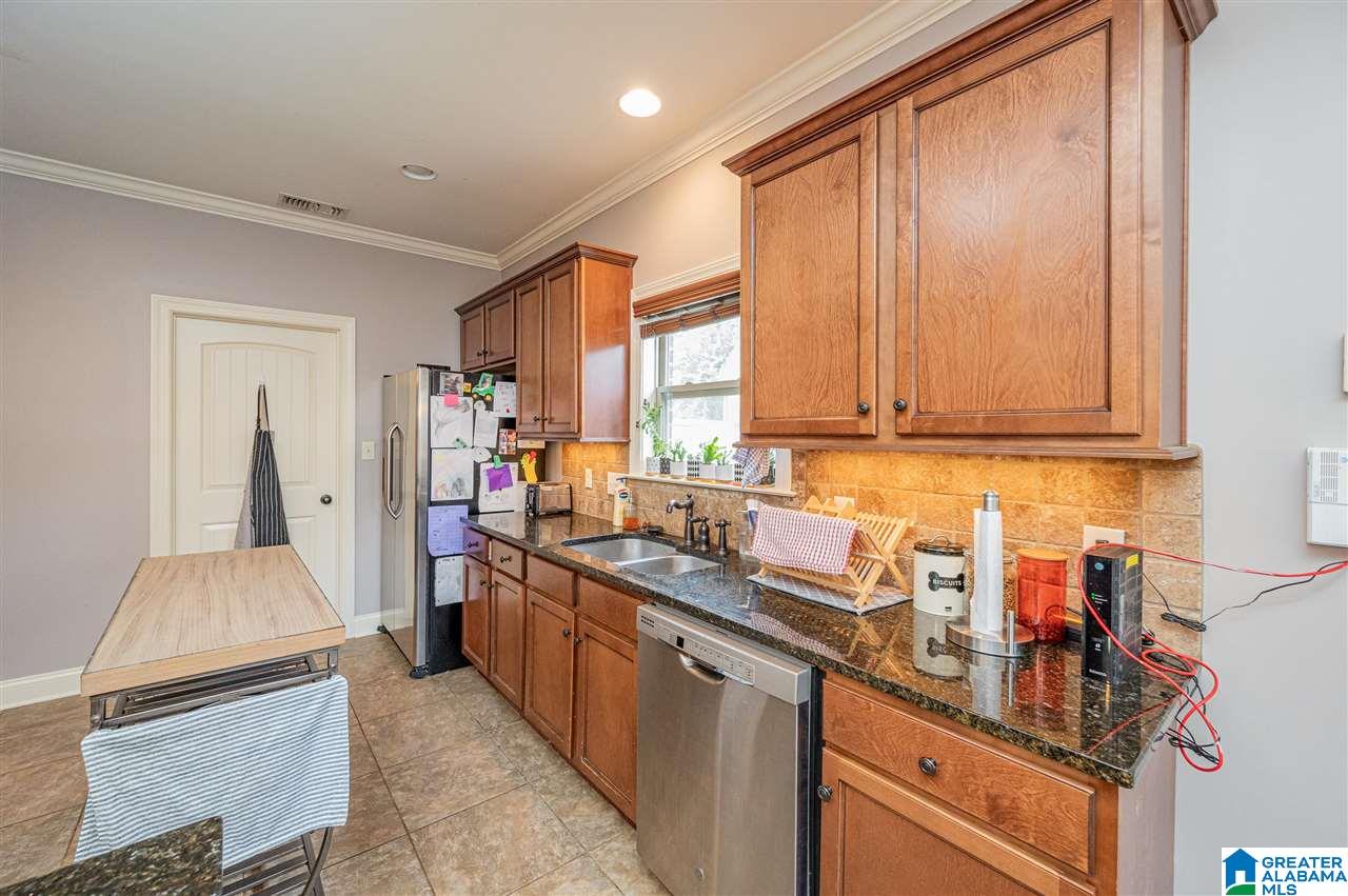 428 Heathersage Road Alabaster, AL 35114 - Photo 14 of 45