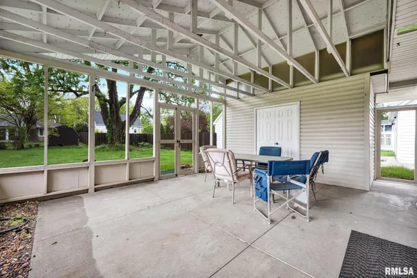 $342,900 | 219 West Birchwood Street, Morton, IL 61550