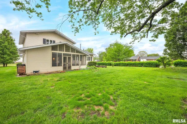 $342,900 | 219 West Birchwood Street, Morton, IL 61550