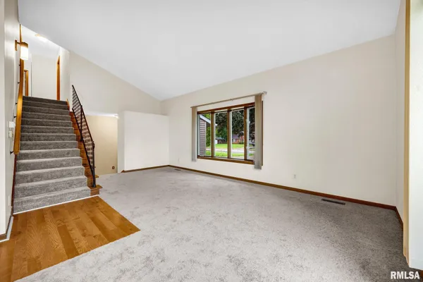 $342,900 | 219 West Birchwood Street, Morton, IL 61550