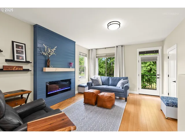 $412,500 | 1902 Northeast 48th Way, Hillsboro, OR 97124