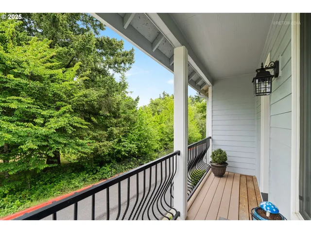 $412,500 | 1902 Northeast 48th Way, Hillsboro, OR 97124