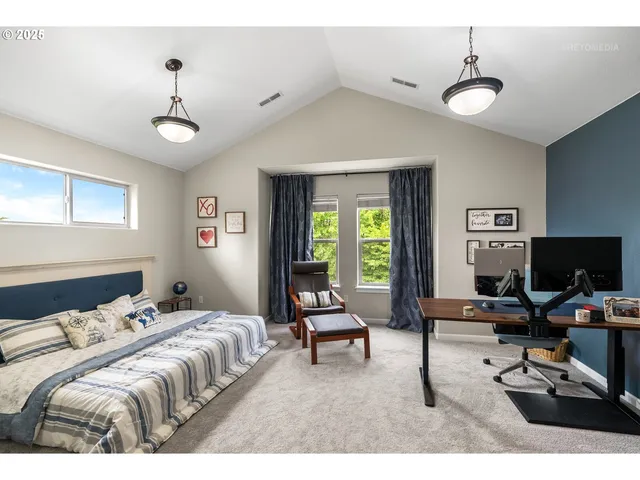 $412,500 | 1902 Northeast 48th Way, Hillsboro, OR 97124