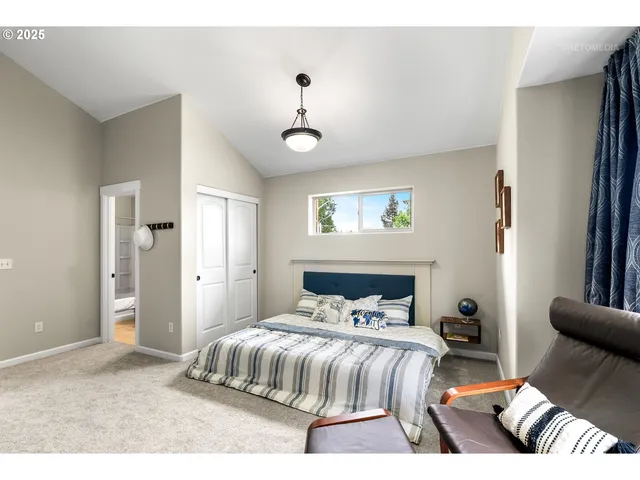 $412,500 | 1902 Northeast 48th Way, Hillsboro, OR 97124