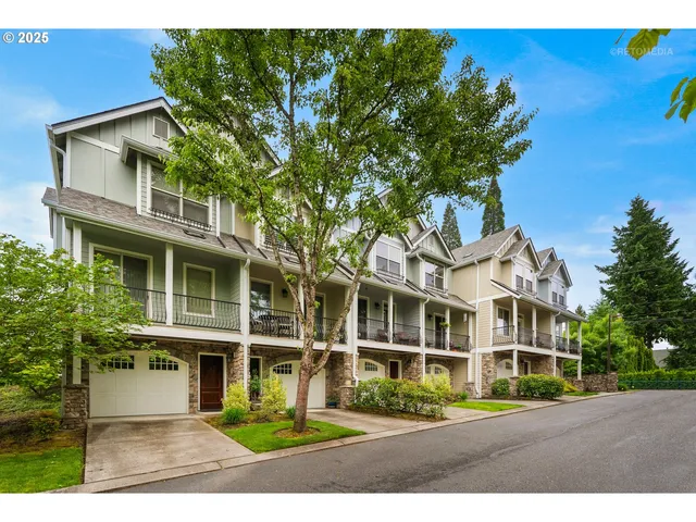 $412,500 | 1902 Northeast 48th Way, Hillsboro, OR 97124