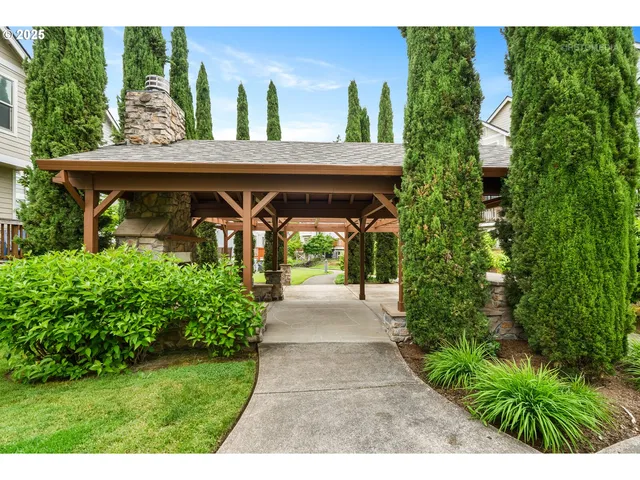 $412,500 | 1902 Northeast 48th Way, Hillsboro, OR 97124