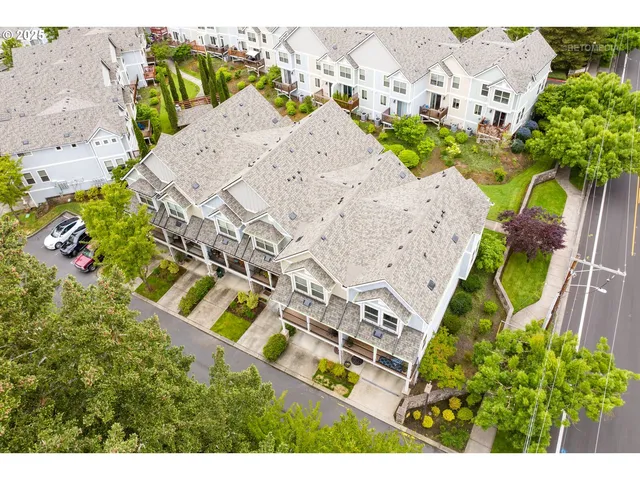 $412,500 | 1902 Northeast 48th Way, Hillsboro, OR 97124