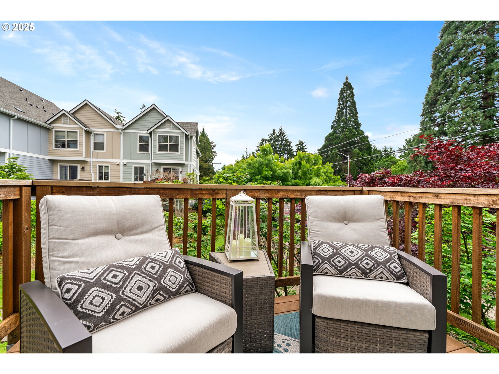 1902 Northeast 48th Way Hillsboro, OR 97124 - Photo 8 of 40