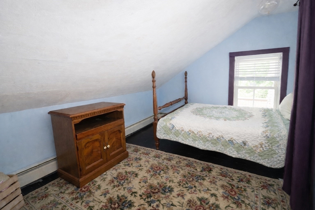 5 Crosby Street Webster, MA 01570 - Photo 13 of 35