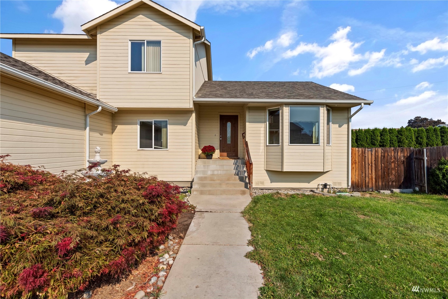 1499 Rex Road Wenatchee, WA 98801 - Photo 2 of 23 Gallery Image 2