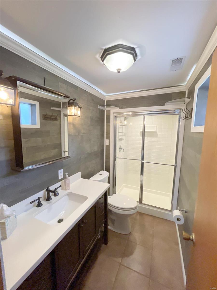 2138 Oakview Drive Imperial, MO 63052 - Photo 19 of 34