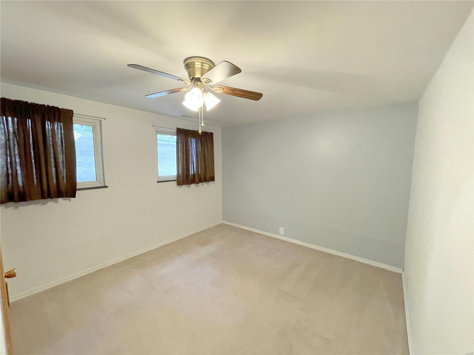 2138 Oakview Drive Imperial, MO 63052 - Photo 21 of 34