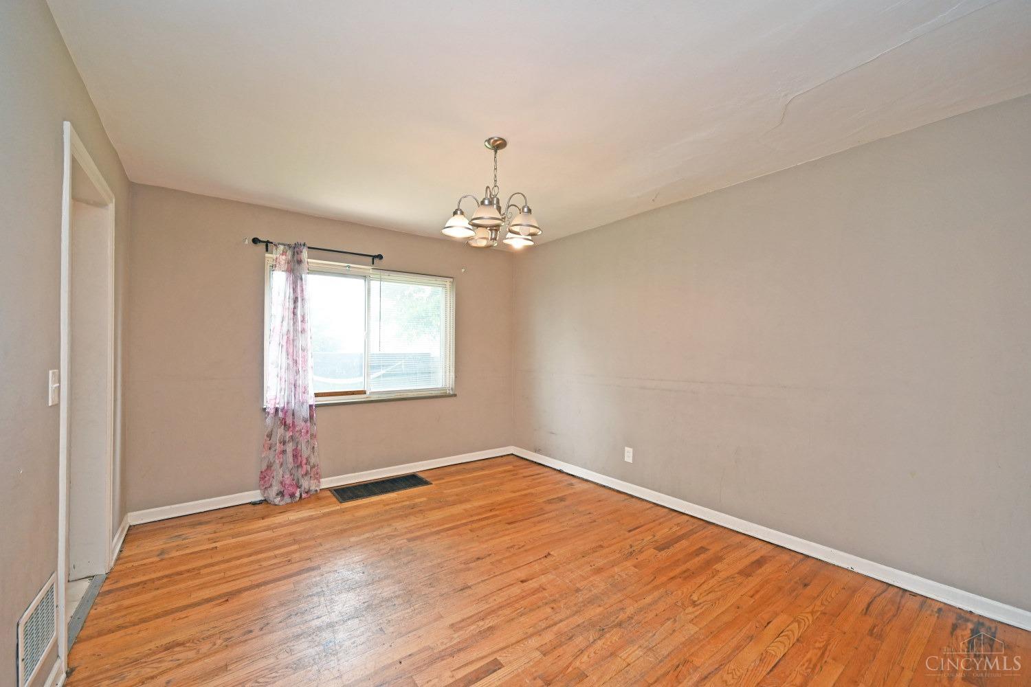 3582 Werk Road Cincinnati, OH 45248 - Photo 9 of 29 Gallery Image 9
