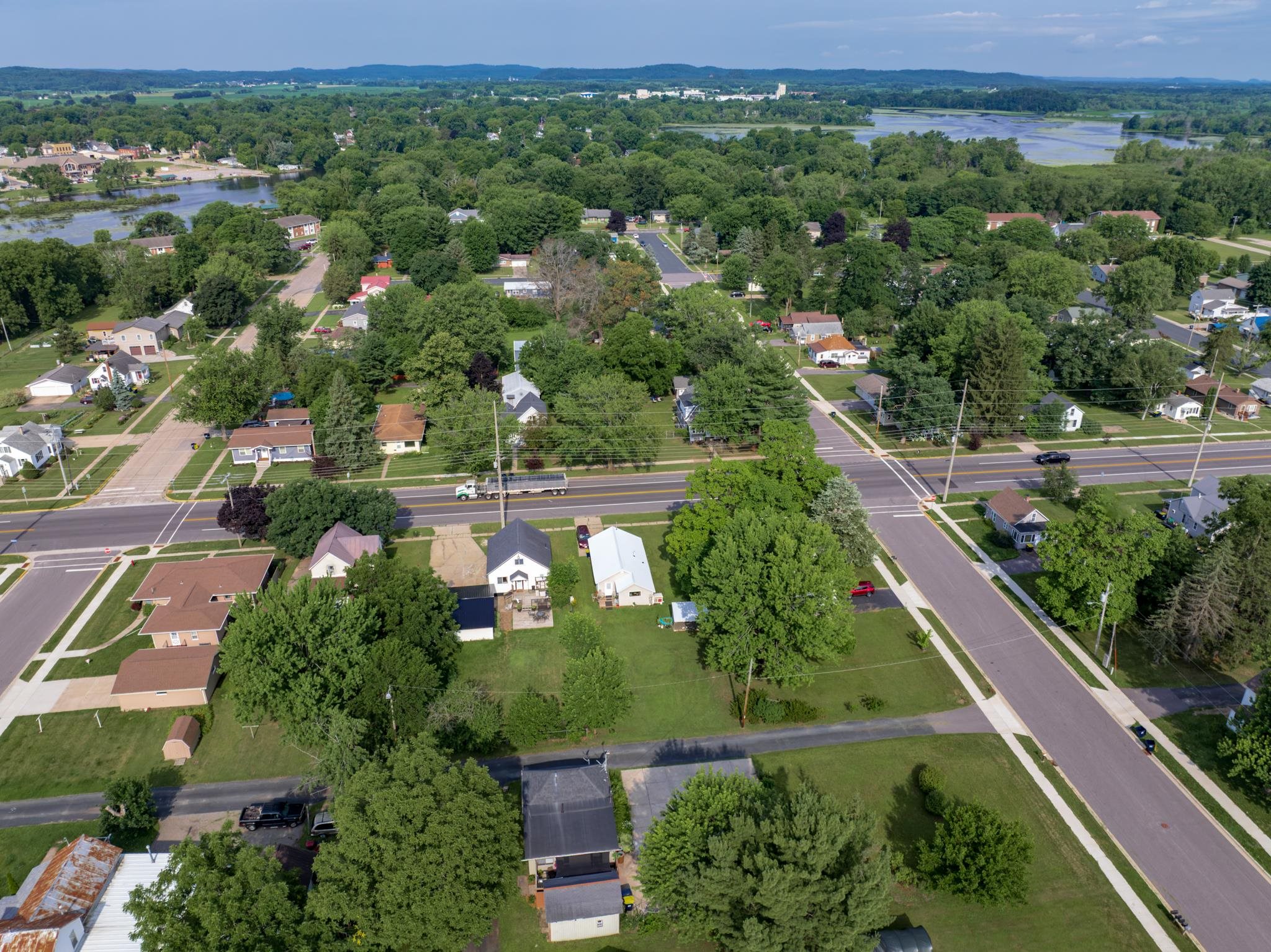 413 Jackson Street Mauston, WI 53948 - Photo 15 of 25