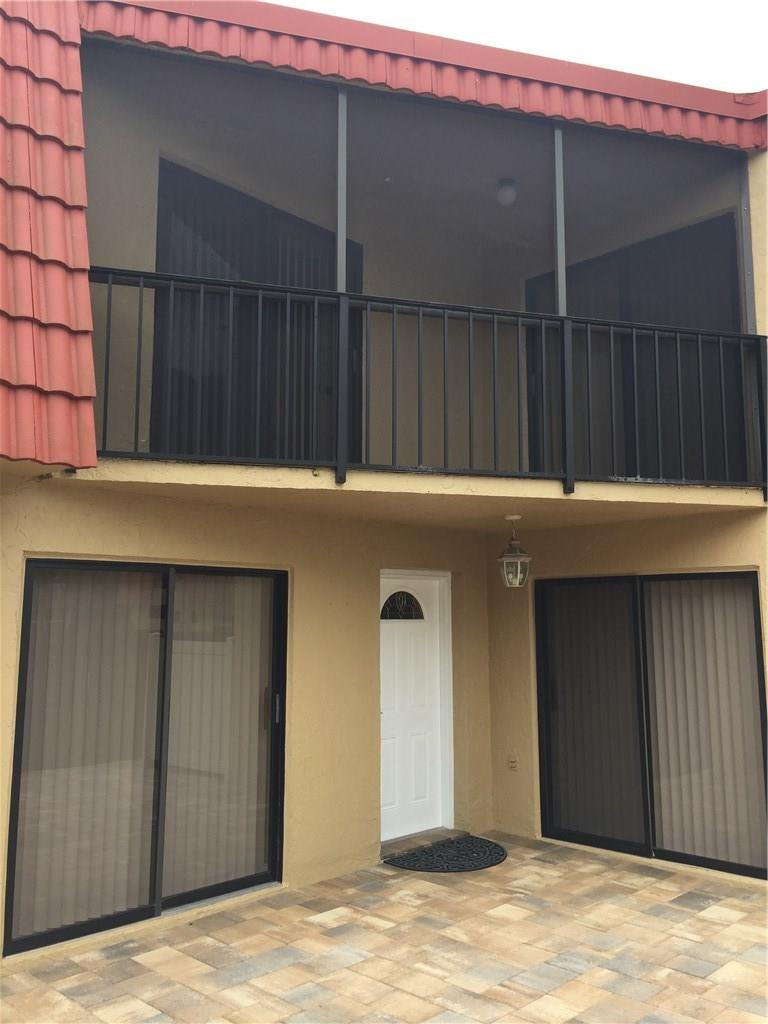 8328 Trent Court, Unit B Boca Raton, FL 33433 - Photo 3 of 22 Courtyard