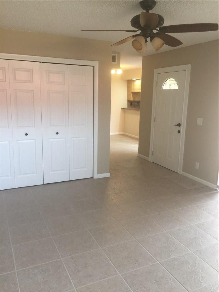 8328 Trent Court, Unit B Boca Raton, FL 33433 - Photo 8 of 22 Living Area
