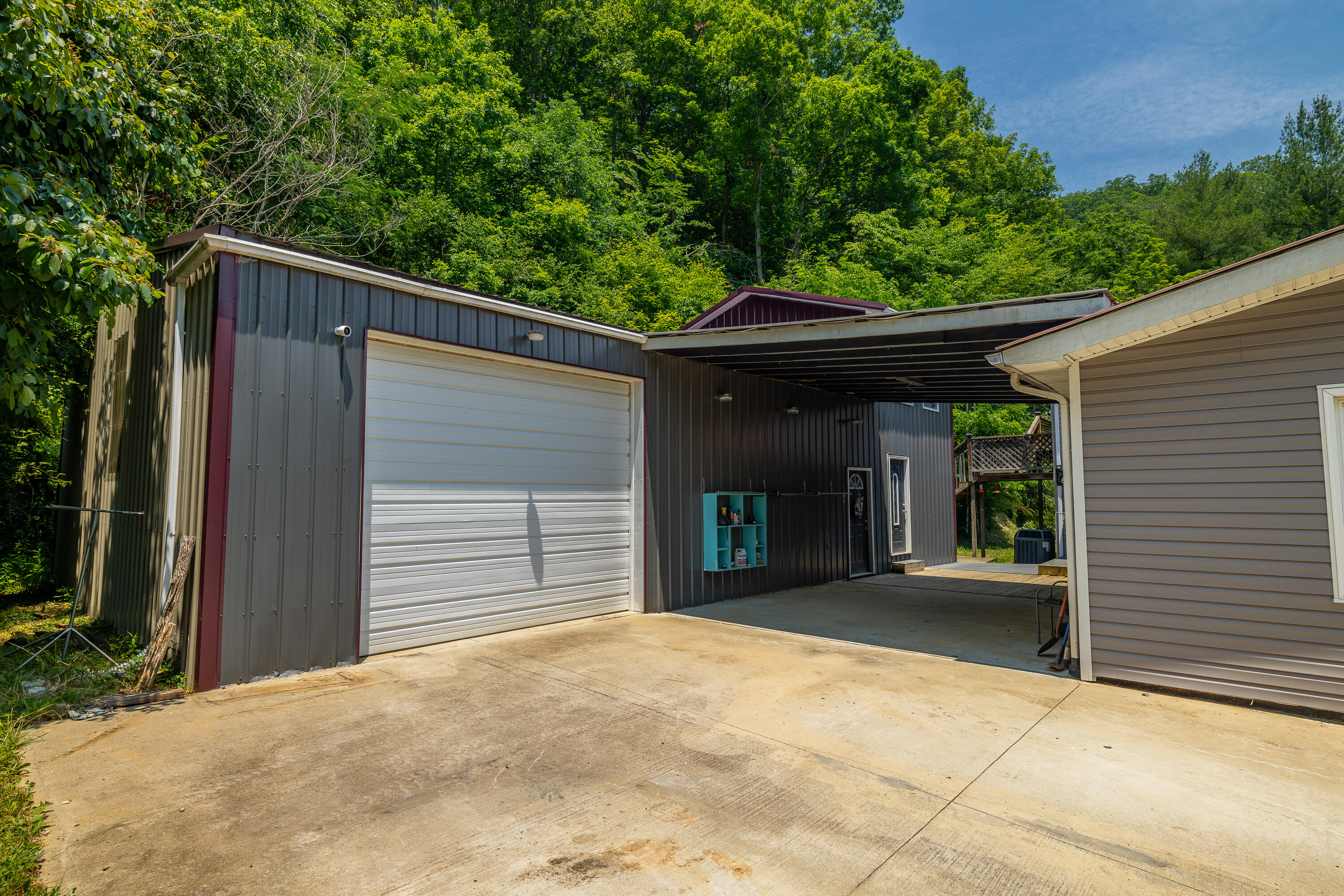 72 R J Wagers Road Manchester, KY 40962 - Photo 36 of 48 1-37