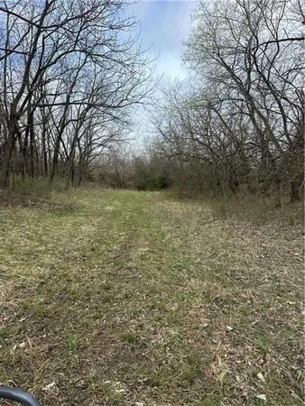 $359,000 | 10500 East 329th Street, Drexel, MO 64742