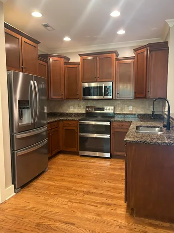 $2,700 | 8665 Seven Lakes Drive, Ooltewah, TN 37363