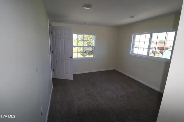 $1,250 | 833 Dale Street, Unit 1, Kingsport, TN 37660